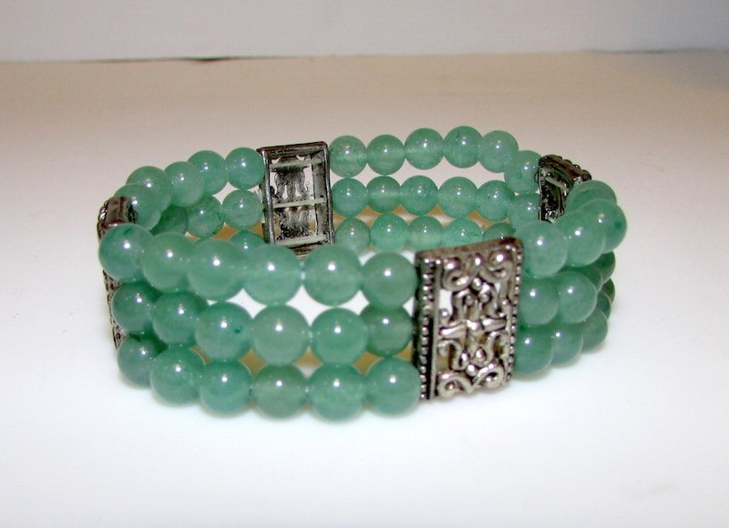 Green Jade Jadeite Bracelet (1 of 1)