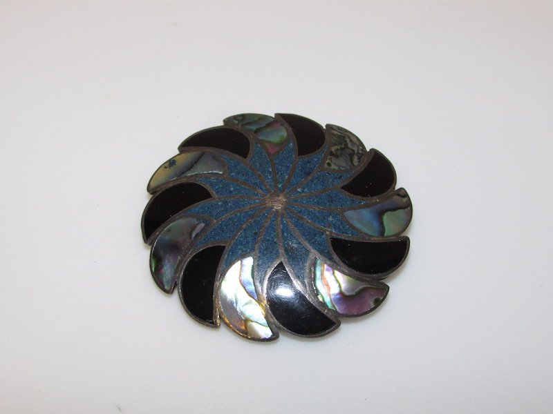 Vintage Taxco Mexican Eagle Mark 925 Lapis Shell Pin (1 of 2)