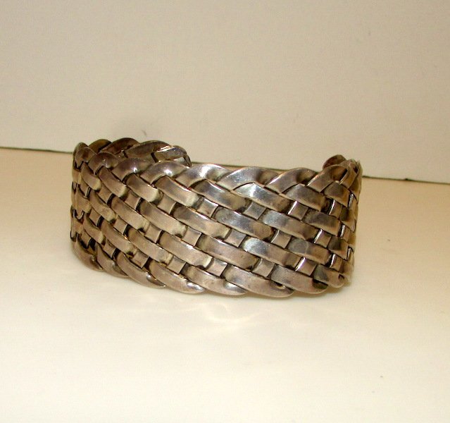 Vintage Mexican Taxco 925 Silver Bracelet (1 of 2)