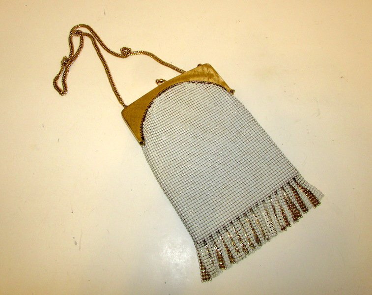 1920S Whiting and Davis Mesh Evening Purse (1 of 3)