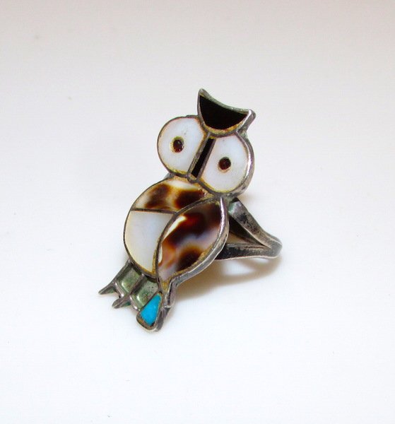 Old Pawn Zuni Sterling Silver Inlay Owl Ring (1 of 1)