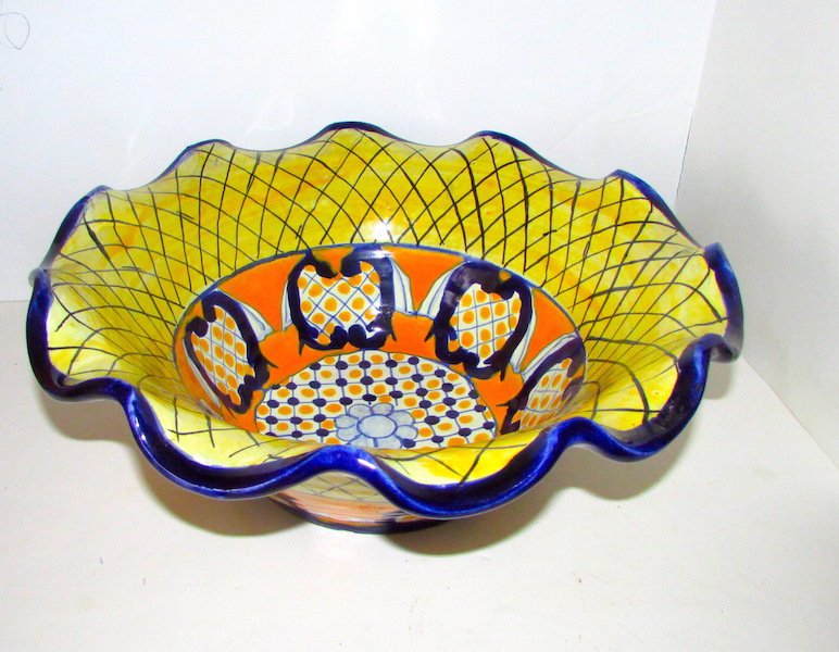 MEXICAN Pottery TALAVERA Large Dish Bowl Basin (1 of 4)