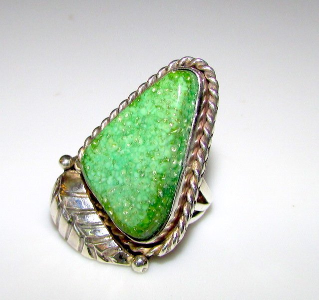 Old Pawn Sterling Carico Turquoise Navajo Ring 6 (1 of 2)
