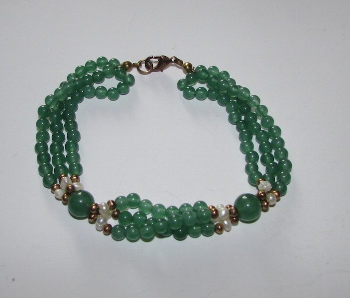 Green Jade Jadeite Beaded Bracelet (1 of 1)