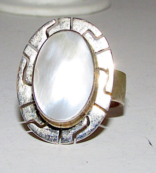 Taxco Mexican Sterling Silver 925 MOP Ring (1 of 2)
