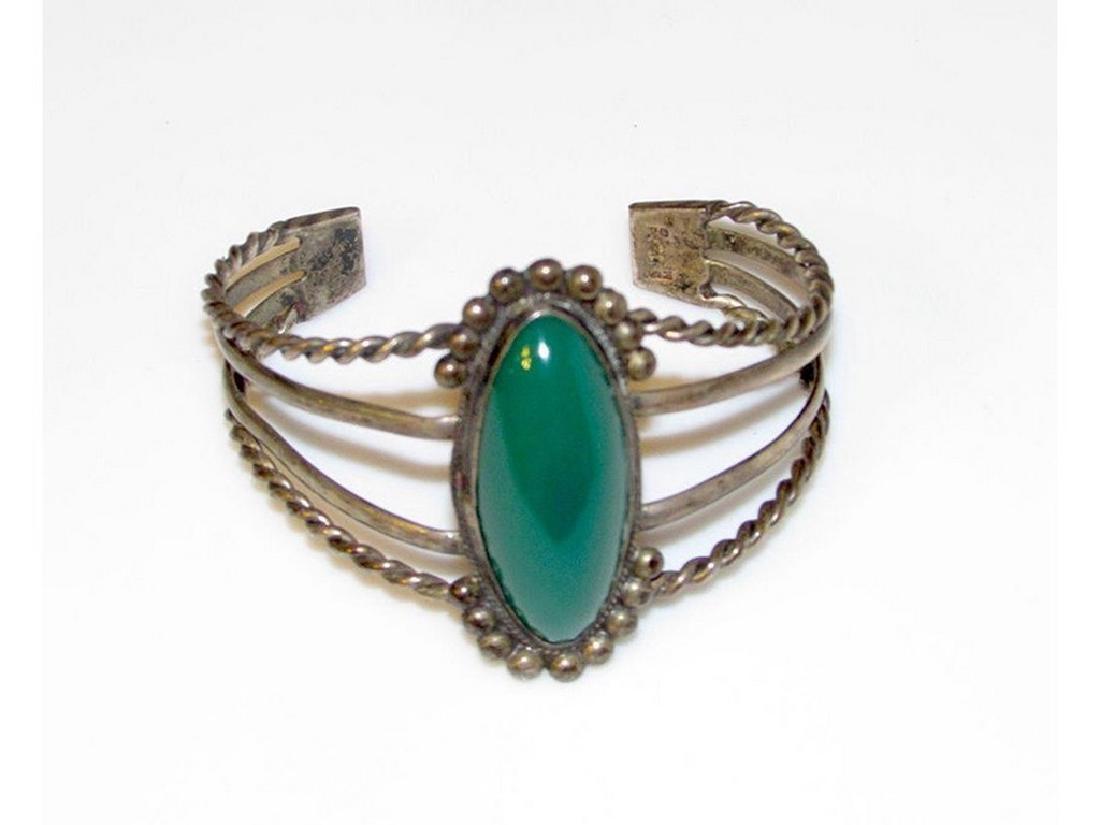 Taxco Mexican Sterling Silver Green Agate Cuff (1 of 2)