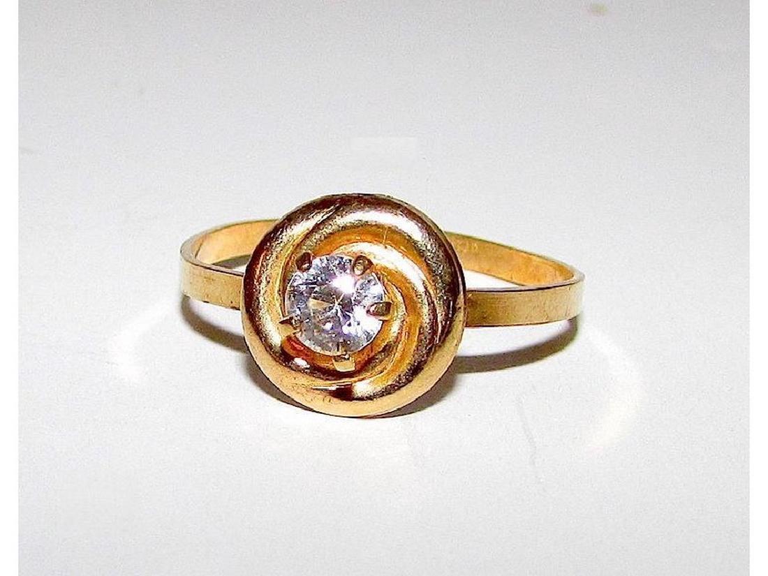 10K Yellow Gold White Topaz Solitaire Cocktail Ring (1 of 2)