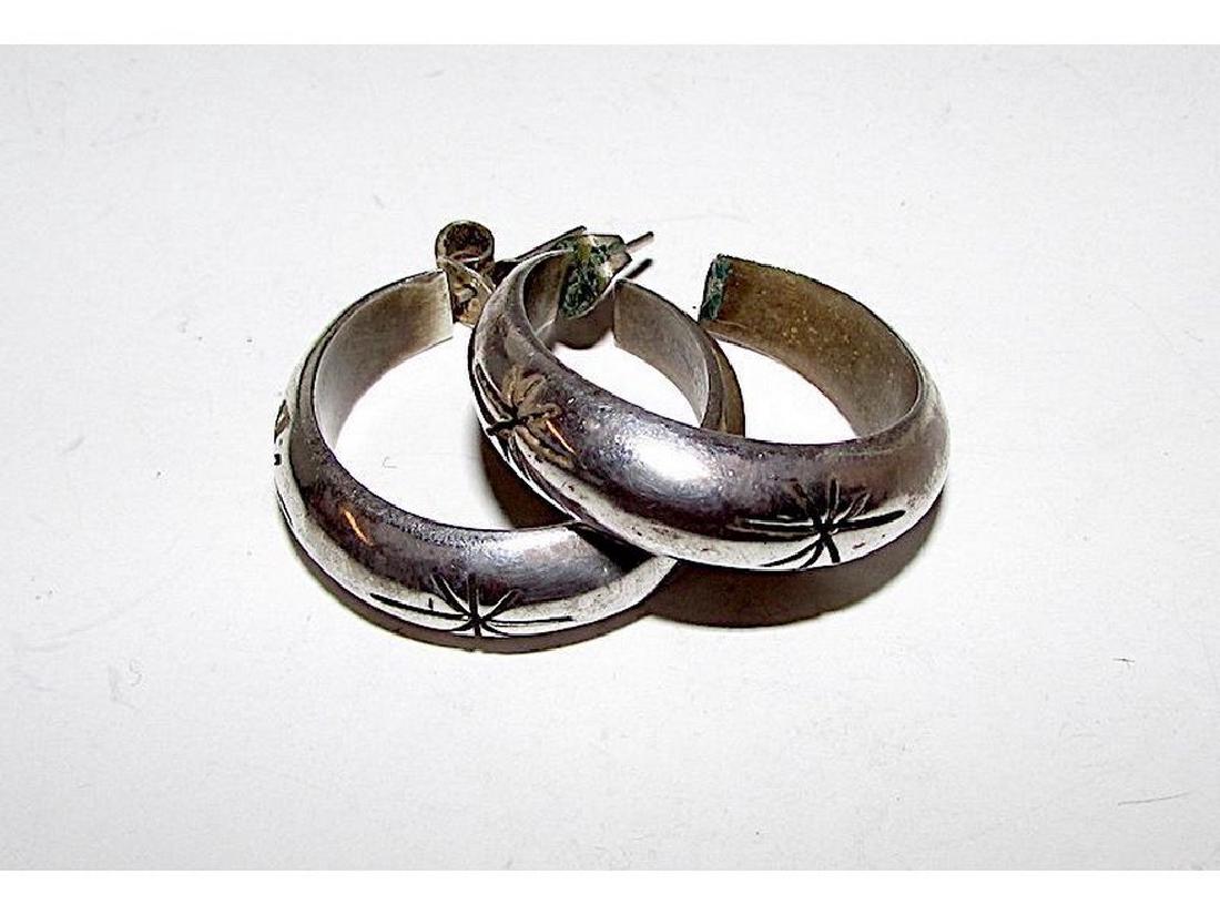 Taxco Mexican Sterling Silver 925 1" Hoop Statement (1 of 2)