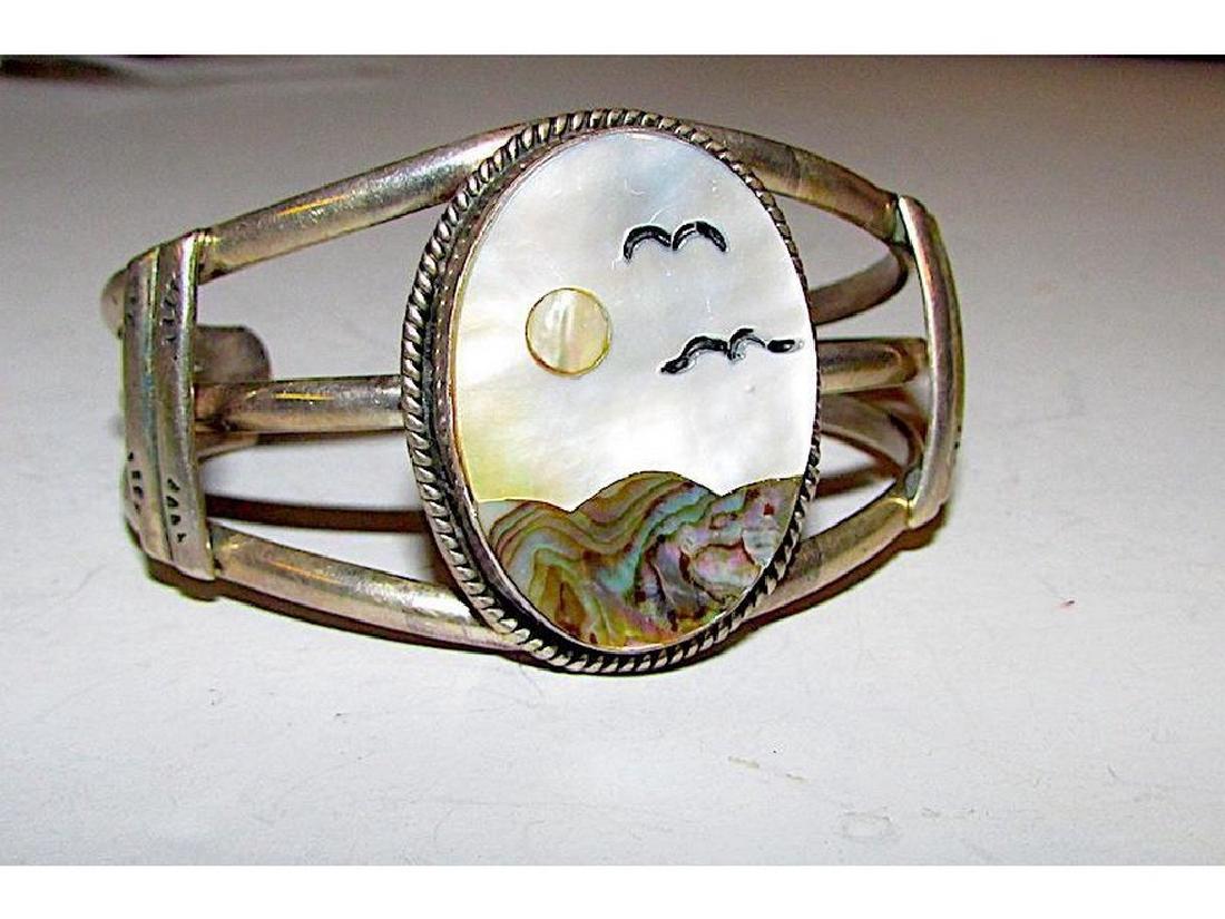 Vintage Navajo Sterling Silver Shell MOP Jet Inlay Cuff (1 of 2)