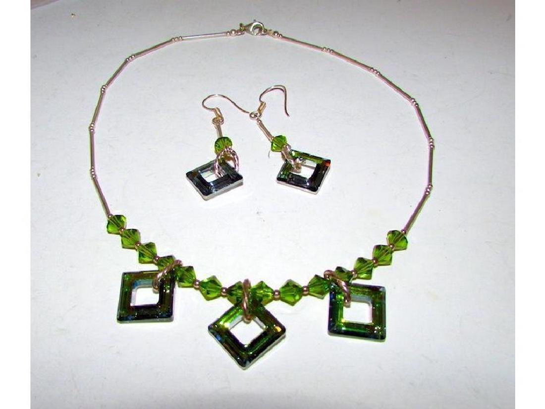 Sterling Silver 925 Green Peridot Necklace Earrings Set (1 of 1)