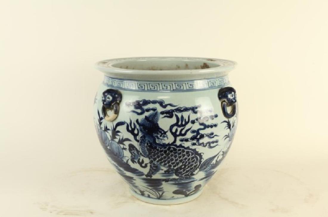 CHINESE BLUE AND WHITE FISH JAR (1 of 3)