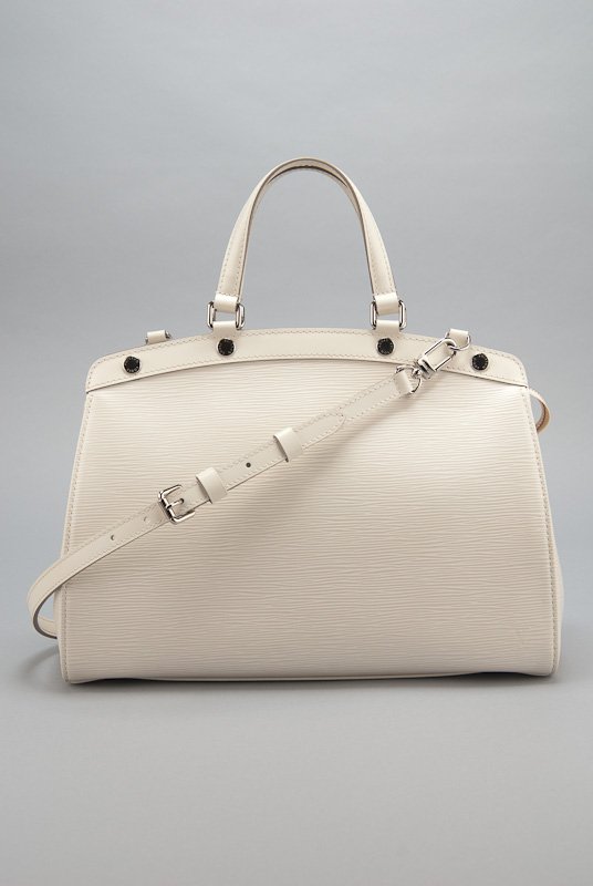 Louis Vuitton White Epi Leather Brea MM Bag: Designer: Louis Vuitton Style: Handbag, Shoulder Bag, Tote Bag, Everyday Bag