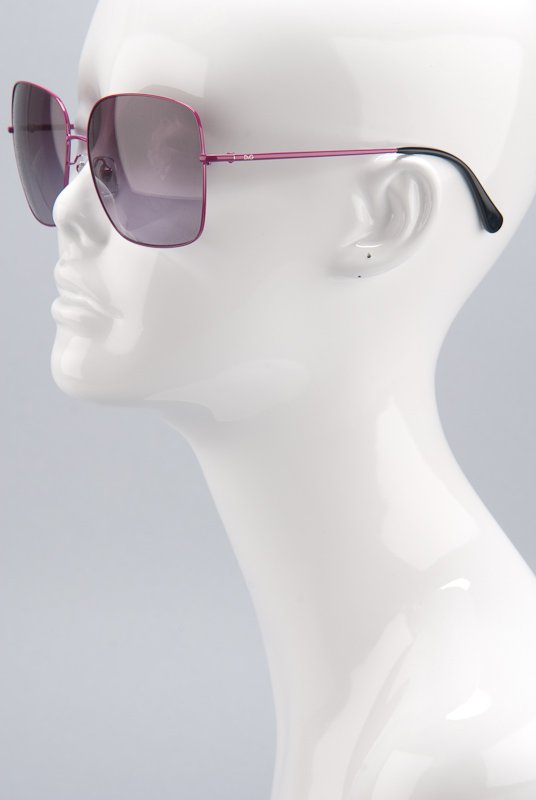 Dolce & Gabbana Purple Aviator Sunglasses: Designer: Dolce & Gabbana Style / Model: 6079 Frame Color: Purple Lens Color: Purple and Black Square oversize lenses 100% UV protection Signature logo plate on arms Cond