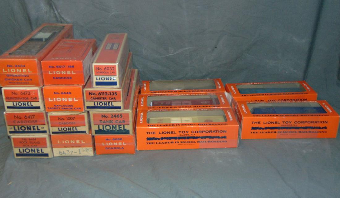 Large Lot of Lionel Freight Cars (1 of 4)