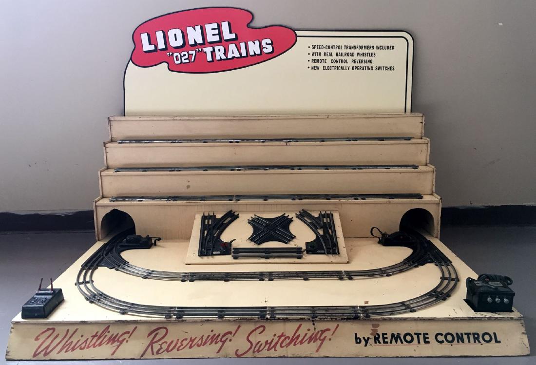 1937 Lionel O27 Counter / Island Store Display (1 of 10)
