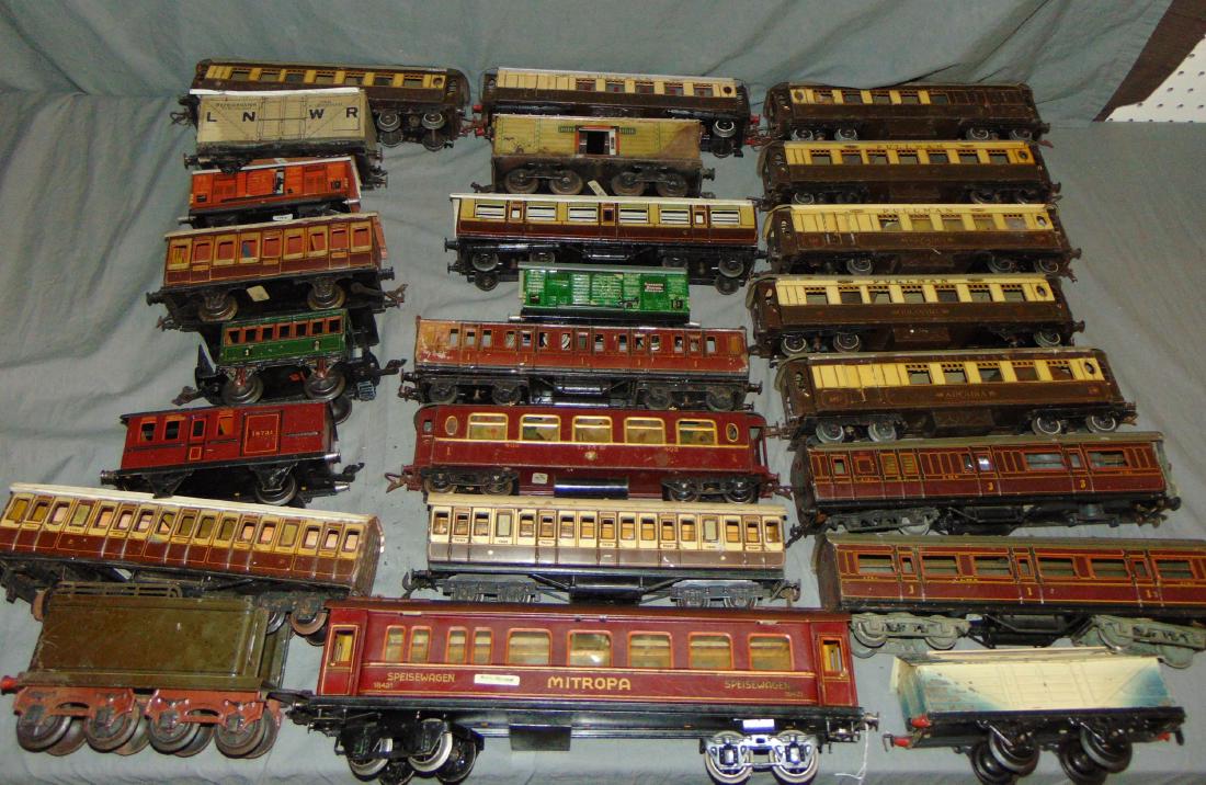Box Lot European O & 1 Gauge Cars (1 of 7)