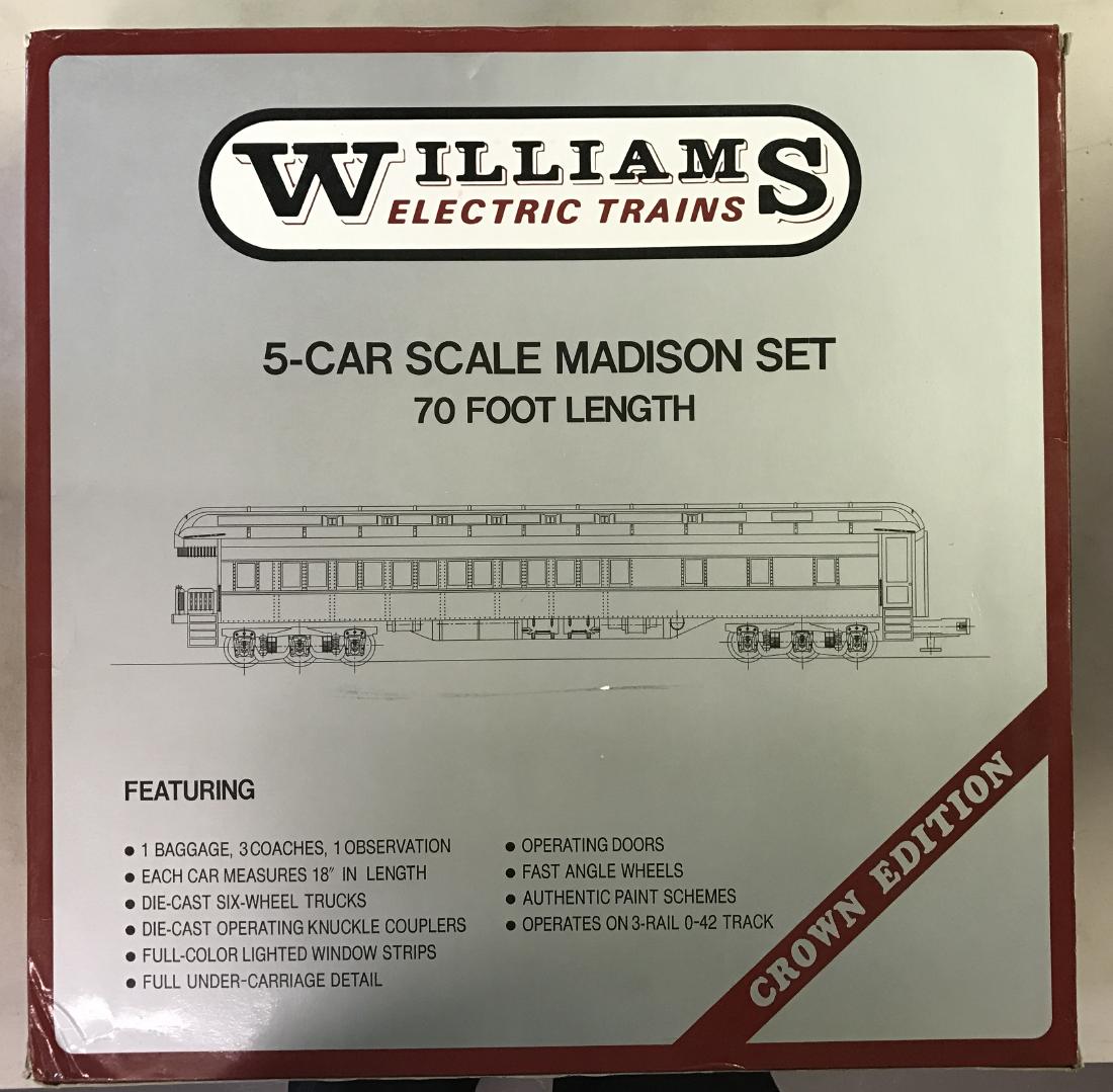 Williams 2402 Santa Fe 5 Car Passenger Set (1 of 2)