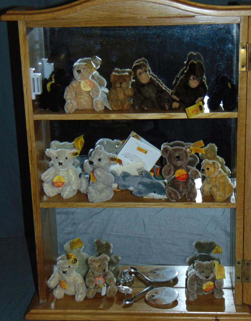 Miniature Steiff Lot in Glass Showcase. (1 of 5)
