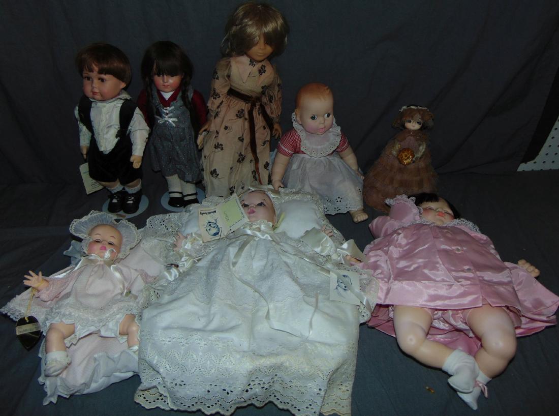 Modern Doll Lot. (1 of 5)