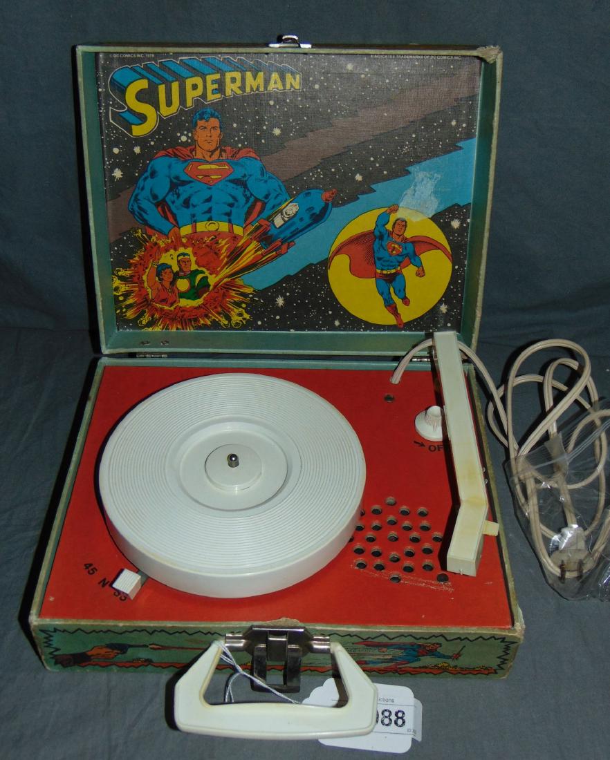 1978 Superman Solid State Phonograph SP-19 (1 of 7)