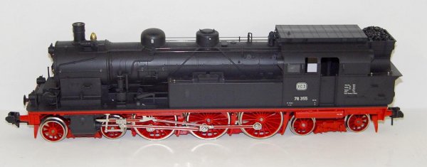 2 MARKLIN 1 GAUGE/MAXI 5706 LOCOMOTIVES - 8