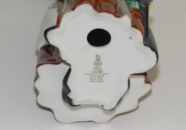 ROYAL DOULTON - FLORA - 3