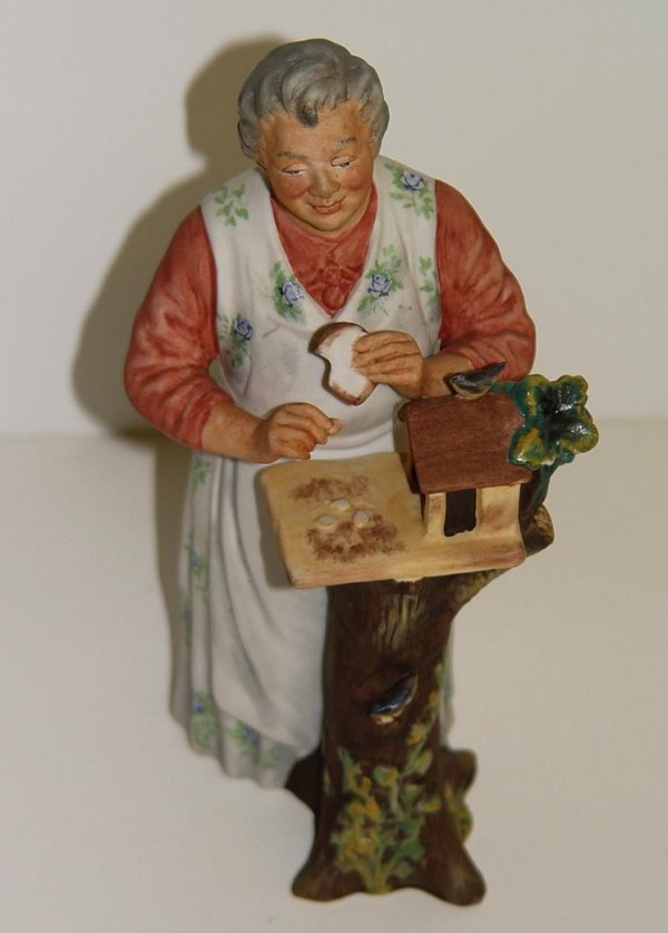 ROYAL DOULTON - GOOD MORNING