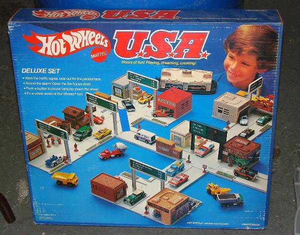 hot wheels usa deluxe set