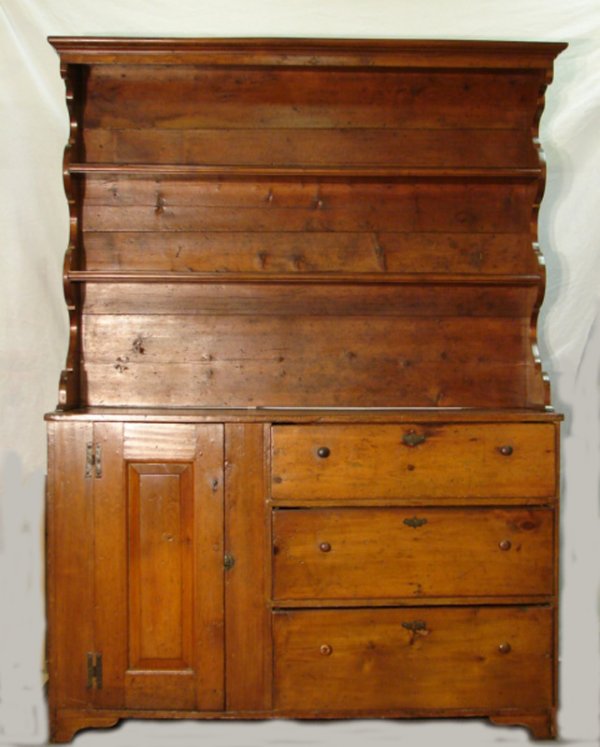 65 EARLY AMERICAN PINE HUTCH