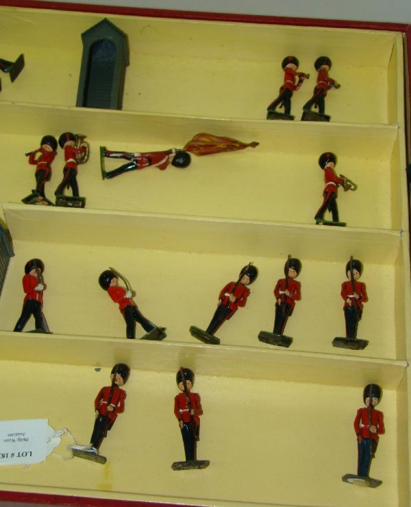 BRITAINS. #1555 BOXED. - 4