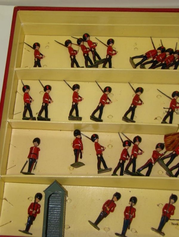 BRITAINS. #1555 BOXED. - 6