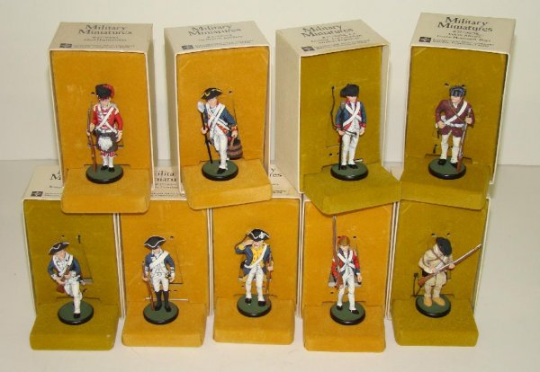 MILITARY MINIATURES. LOT OF 9.