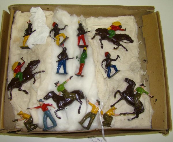 BRITAINS INDIANS AND COWBOYS