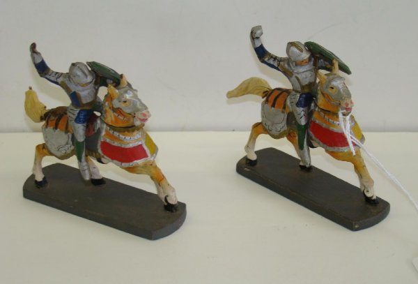 ALYSTALIN MOUNTED KNIGHTS