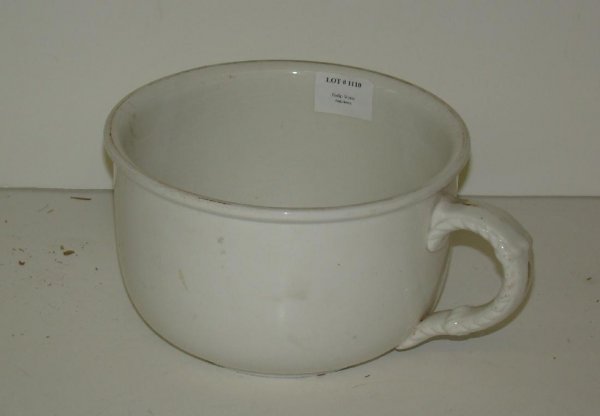 CUNARD WHITE STAR LINE CHAMBER POT: FROM THE KEN SCHULTZ ESTATE, A 8" IN DIAMETER X 5" HIGH, CHINA CHAMBER POT FROM THE CUNARD WHITE STAR LINES. BOTTOM MARKED CUNARD WHITE STAR, MINTON CHINA.