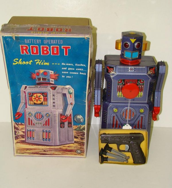 TARGET ROBOT. BOXED W/GUN & DARTS. JAPAN.