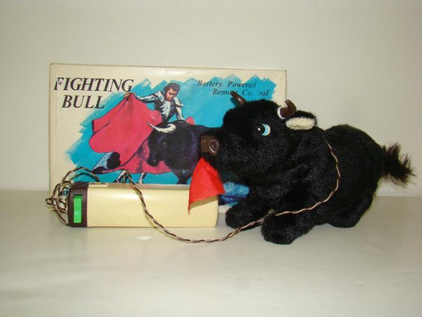 BOXED ALPS BATTERY OPERATED FIGHTING BULL