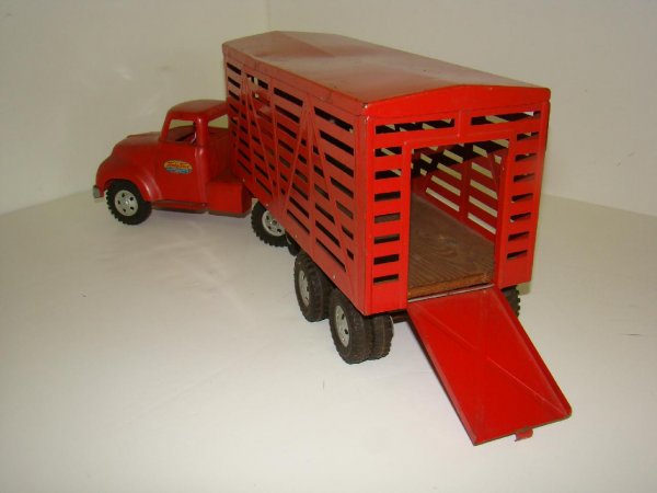 TONKA TOYS PRESSED STEEL LIVESTOCK TRUCK - 3