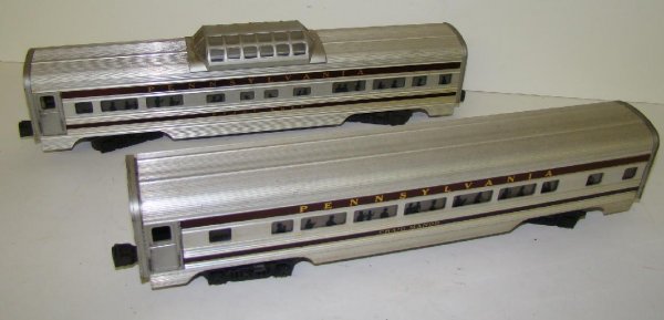 LOT OF LIONEL CARS - 2