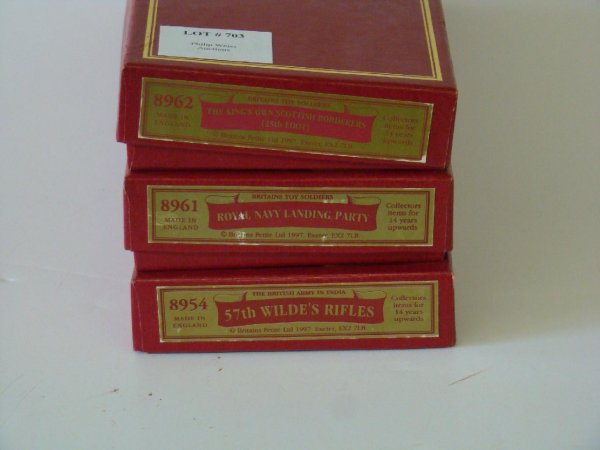 3 BOXED BRITAINS SOLDIER COLLECTOR SETS - 2
