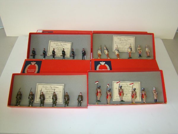 LOT OF 4 TRADITION TOY SOLDIER SETS