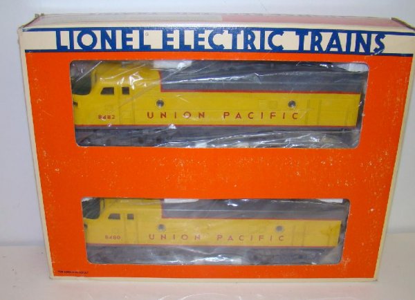 LOT OF BOXED LIONEL UNION PACIFIC TRAINS - 5