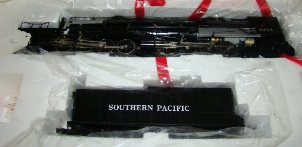 WILLIAMS S. PACIFIC # 7002 'O' GAUGE TRAIN - 2