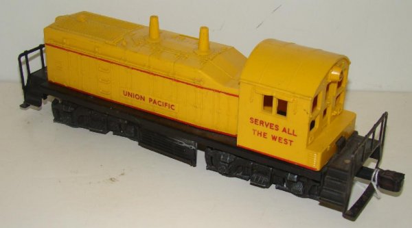 LOT OF THREE LIONEL ENGINES - 7