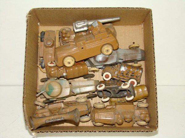 LOT OF MANOIL MILITARY VEHICLES