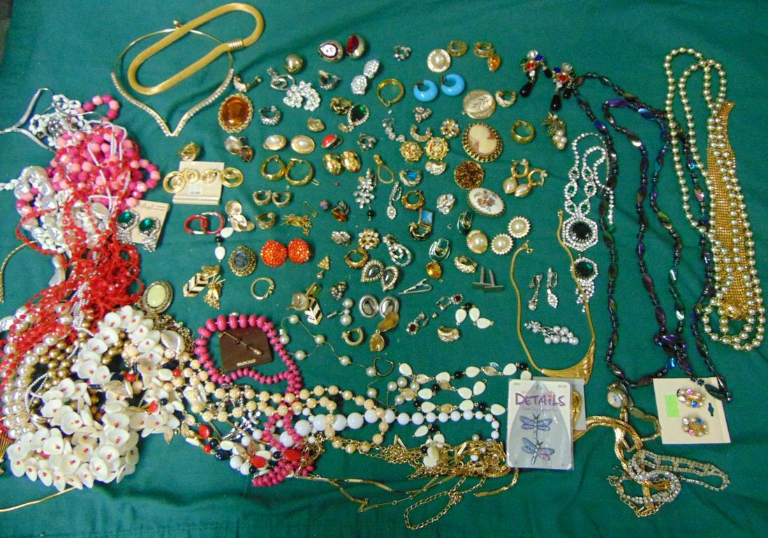 Costume Jewelry Lot.: Bag includes Earrings, Necklaces, Watches etc. This lot is offered on behalf of the Bronx Public Administrators Office from the Estate of Renee Berkowitz (292/19-2)