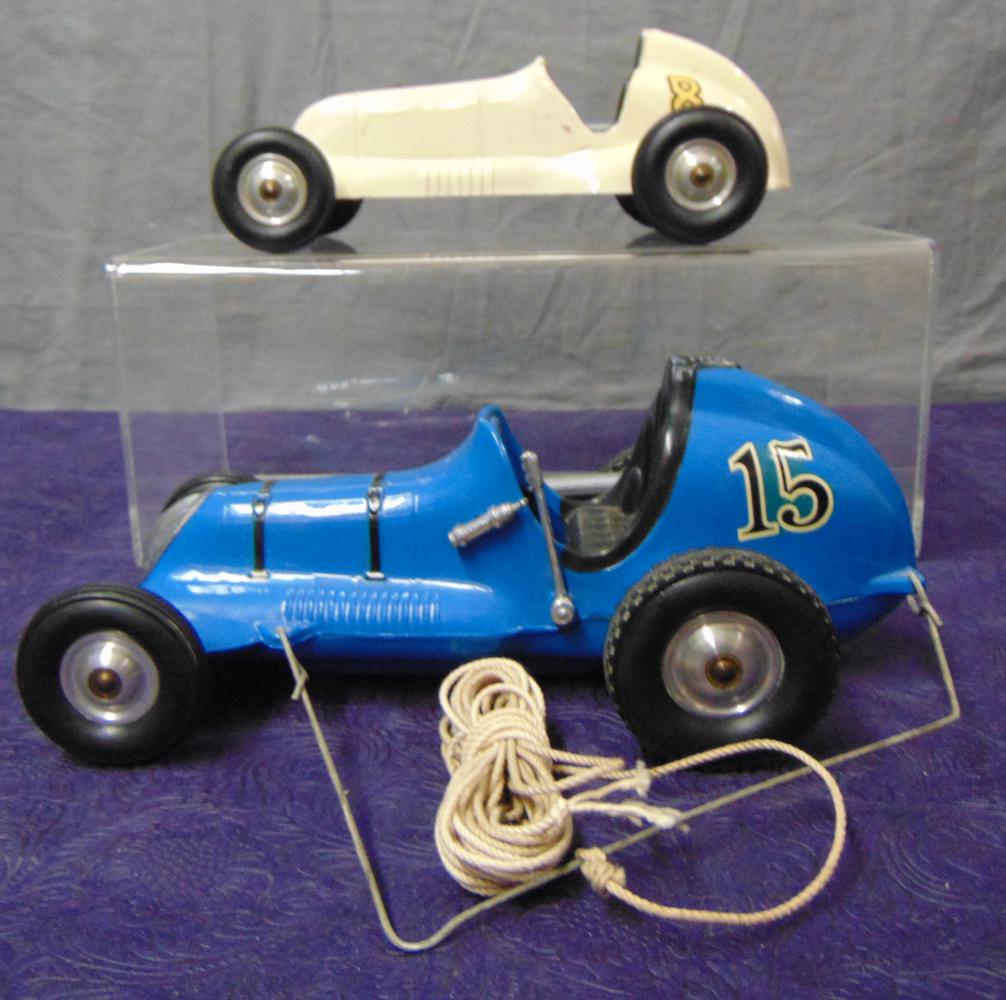 2 Cox Thimble Drome Race Cars: Includes a nice 10” blue tether car with line. Plus a 9” Ramp racer. They show light to moderate playwear.
