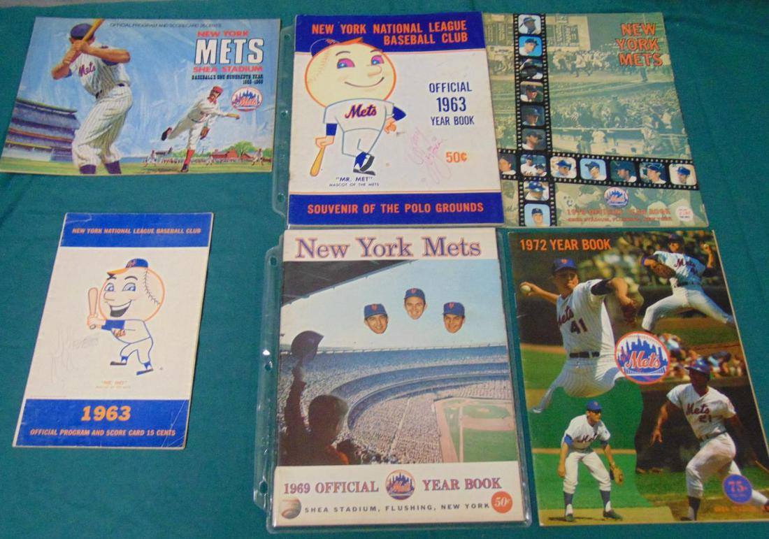 New York Mets Periodical Lot (1 of 4)