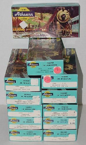 ATHEARN TRAIN CARS
