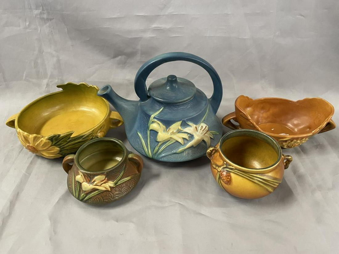 Roseville. Five Piece Lot.: Includes Tea Pot and other pieces. Various Styles.
